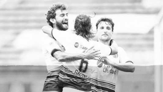 Copa Liga Profesional: San Lorenzo goleó 4-1 a Aldosivi en Mar del Plata y es el único líder de la zona 5