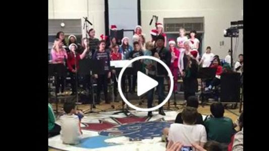 Viene de familia: El primer show de Noah, el hijo de Lopilato y Bublé