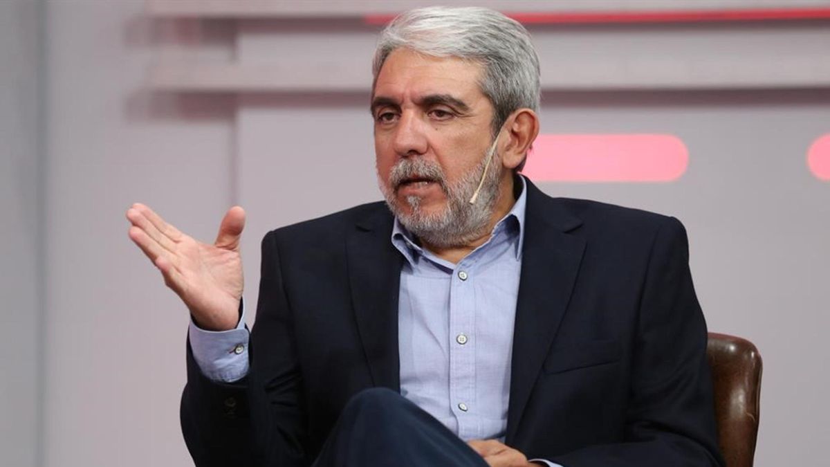  Aníbal Fernández, cuestionó a Máximo Kirchner y a La Cámpora por haber votado en contra del proyecto de acuerdo con el FMI