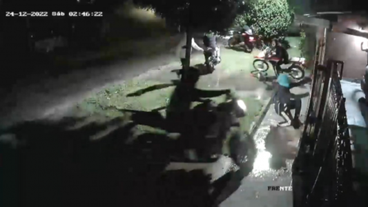 Un gendarme mató a un ladrón que le quiso robar la moto