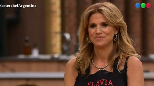 Flavia Palmiero se emocionó al quedar eliminada de MasterChef Celebrity 2