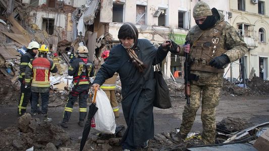 Ucrania y Rusia anuncian triunfos propios y aseguran que avanzan en la guerra sin final