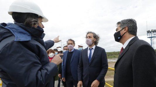 Cafiero cruzó a Macri por vacunarse en Miami: Aprovecha sus privilegios