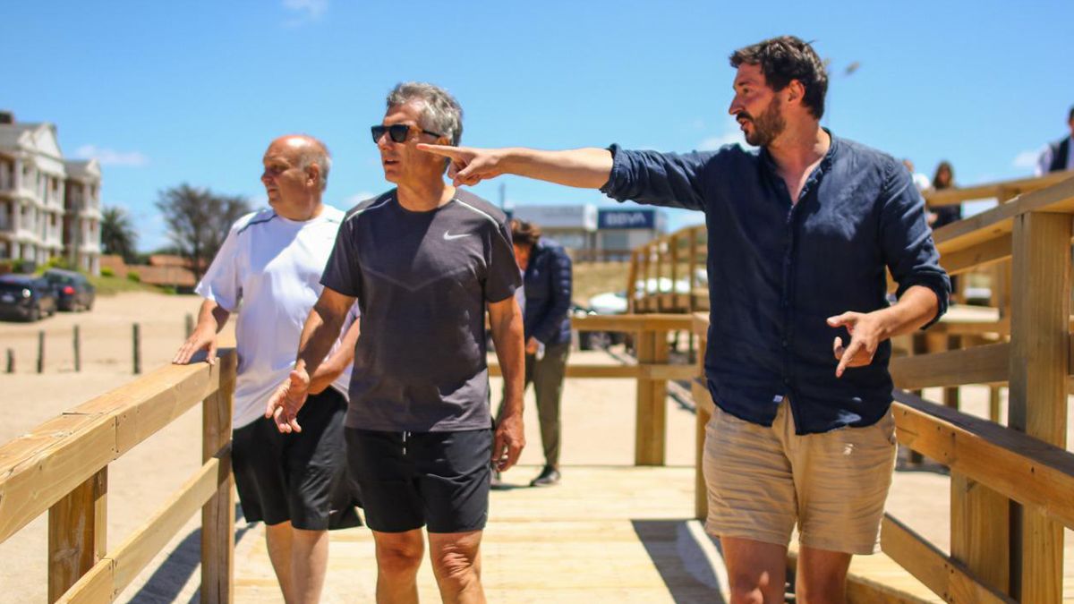 Pádel, paseos por la playa y diagramado político: Macri reapareció en Pinamar