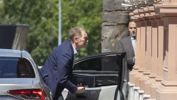 Diego Santilli recibe al gobernador de La Pampa para negociar el Presupuesto antes de las sesiones extraordinarias