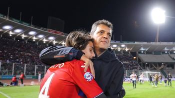 Sergio Massa y Toto, su hijo. Ambos comparte su fanatismo por Tigre (Foto: archivo).