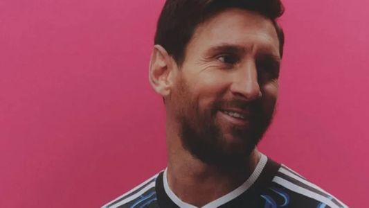 La Selección Argentina presentó su nueva camiseta alternativa: cuánto sale y dónde comprarla
