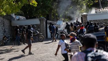 Haití: la policía atacó a tiros el palacio del primer ministro que regresaba de la cumbre de la CELAC
