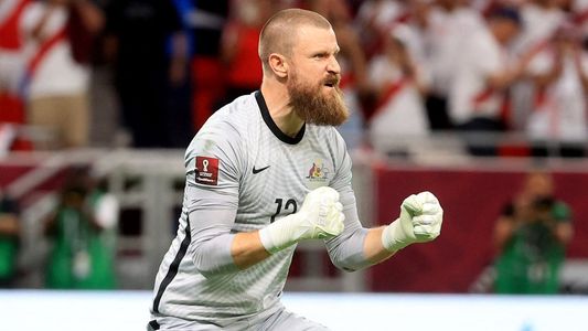 Los insólitos bailes de Andrew Redmayne, el arquero de Australia que amargó a Perú en los penales