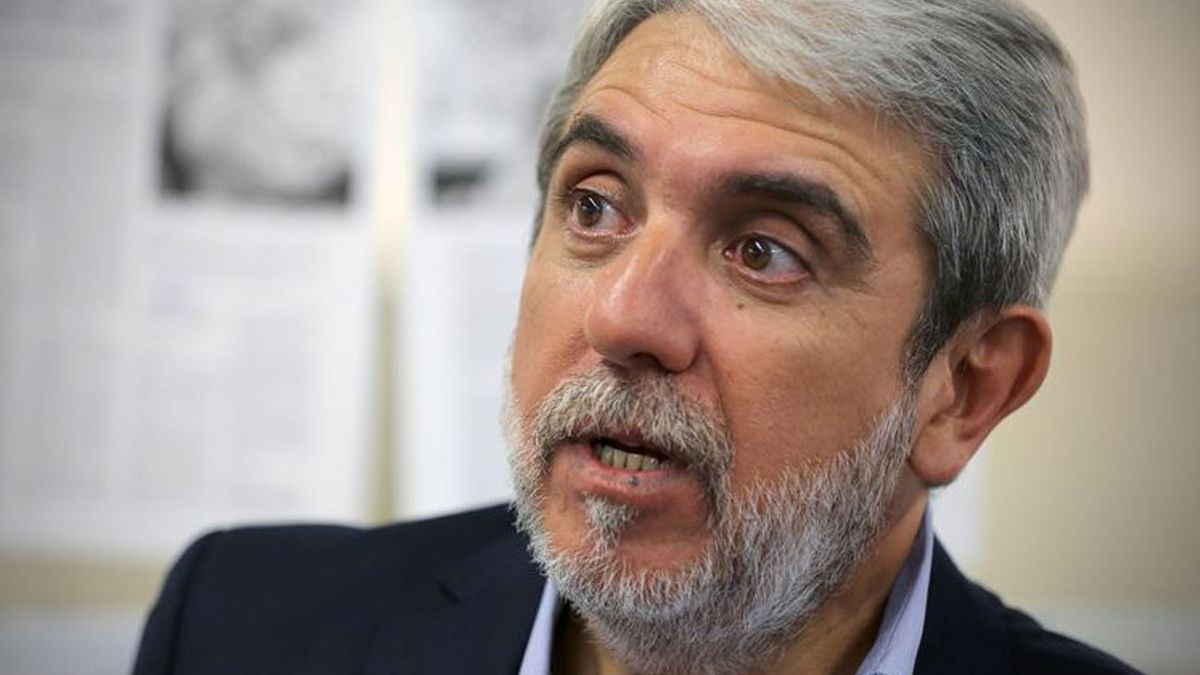 Aníbal Fernández denunciará penalmente a Karina Milei por su acusación contra Gendarmería (Foto: archivo)
