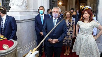 Dale, llamá al minuto de silencio: el pedido de Cristina Fernández de Kirchner a Alberto Fernández en el Congreso