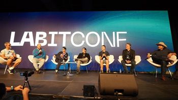 Dos momentos picantes de Labitconf2022, y con Vitálik Buterin como protagonista