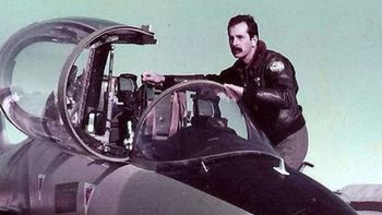 Owen Crippa: la doble hazaña de un héroe de Malvinas que desafió solo a la flota británica