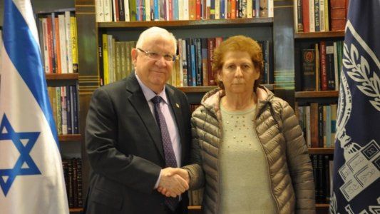 El presidente de Israel recibió a la madre de Nisman y le dijo que su hijo fue un héroe