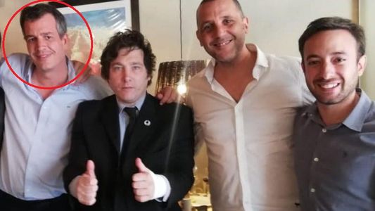 Denuncian que un dirigente del partido de Javier Milei golpeó a una familia en medio de la calle