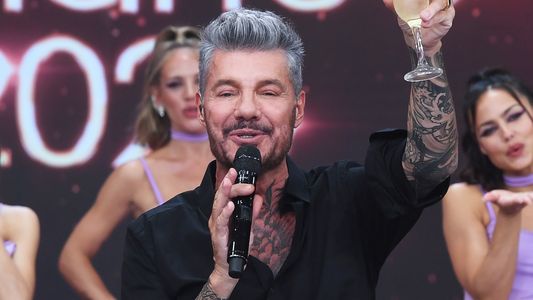 Marcelo Tinelli volvió a tatuarse y mostró feliz su nuevo diseño: Le metemos al cuello a full