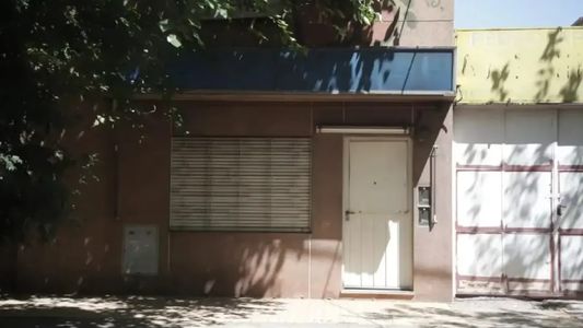 Una mujer vivió con el cuerpo de su hermano durante más de medio año mientras la policía lo buscaba