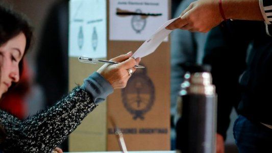 Cerraron los comicios en Salta: Saénz buscar ratificar el resultado de las PASO