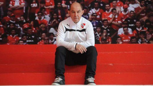 Bochini: Beccacece debería cambiar; si no, que vuelva Holan