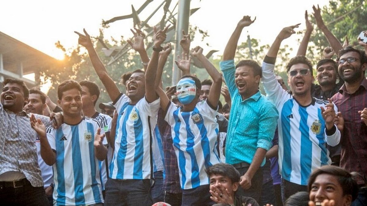 El furor por la Selección Argentina en Bangladesh continua de la mano de Lionel Messi y la Scaloneta (Foto: Télam).