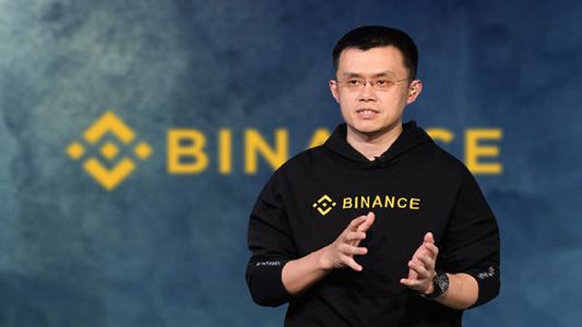 ¿Otro colapso cripto? Entre cargos penales y fianzas millonarias renunció el CEO de Binance