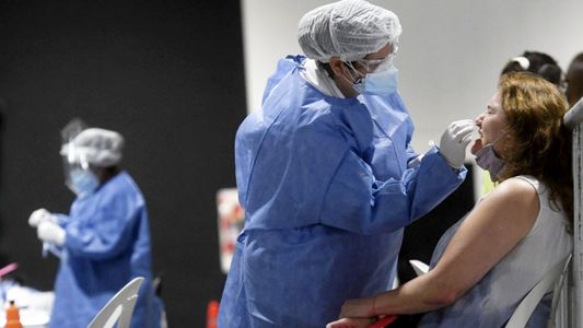 Un médico asesor de Alberto Fernández alertó cuándo comenzará la circulación comunitaria de la variante Delta en el país