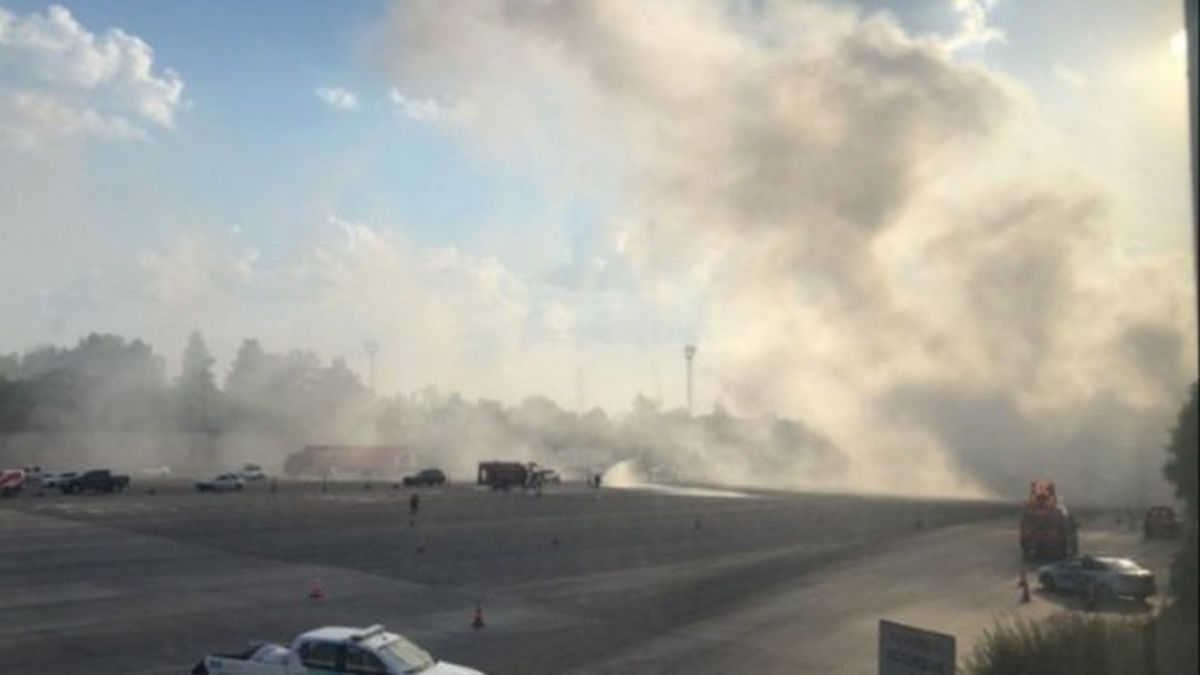 La Cruel Verdad en Ituzaingó: un camión volcó y provocó una nube tóxica