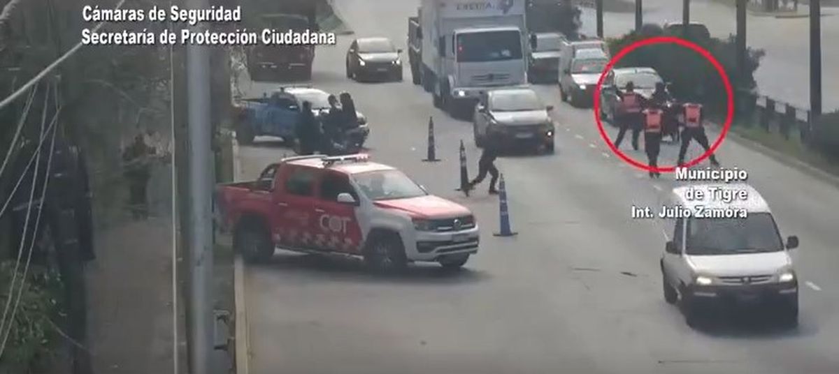 El episodio ocurrió en el cruce de la Ruta 197 y la calle La Rioja, donde personal del Municipio de Tigre realizaba un operativo de control vehicular. (Foto: captura de video)