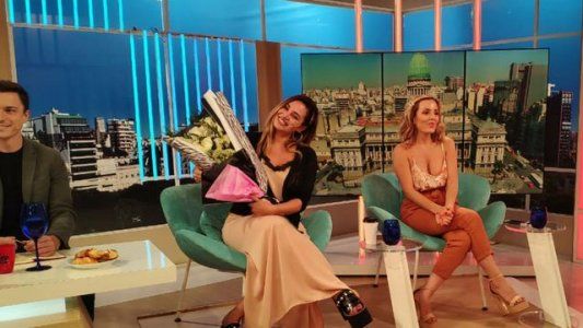 La romántica sorpresa a Belén Francese en pleno aire: Te amo para toda la vida