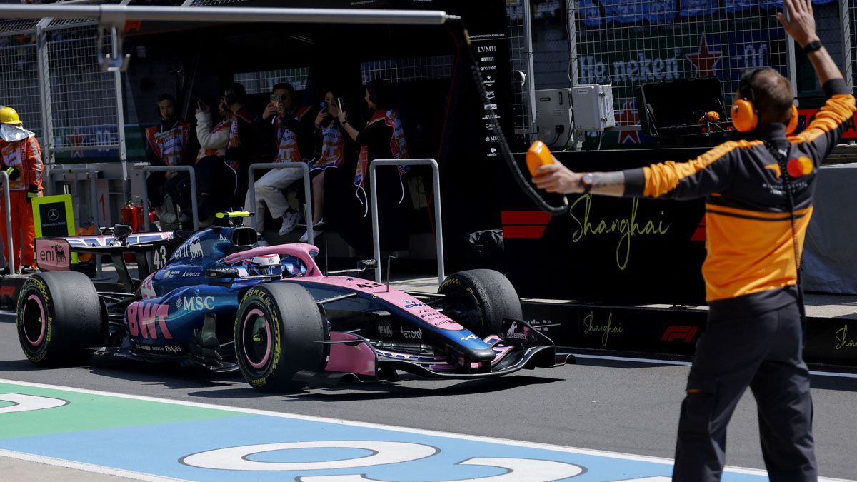 Frustración total: el fuerte diálogo de Colapinto con su ingeniero tras quedar 16° en la clasificación Sprint en China