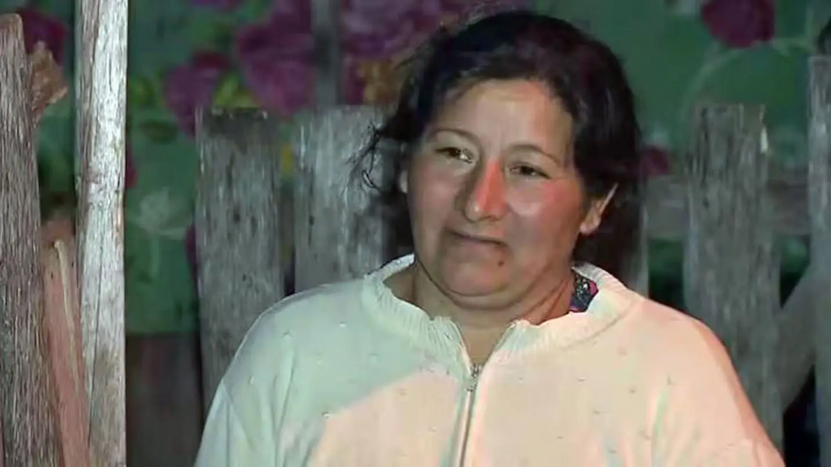 Cuál es el motivo por el que Laudelina, la tía de Loan, saldrá de la cárcel