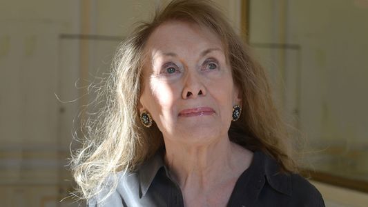La francesa Annie Ernaux ganó el premio Nobel de Literatura