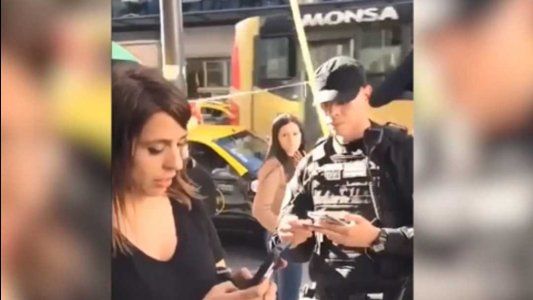 Victoria Donda calificó al control policial que frenó como un procedimiento fascista, casi nazi