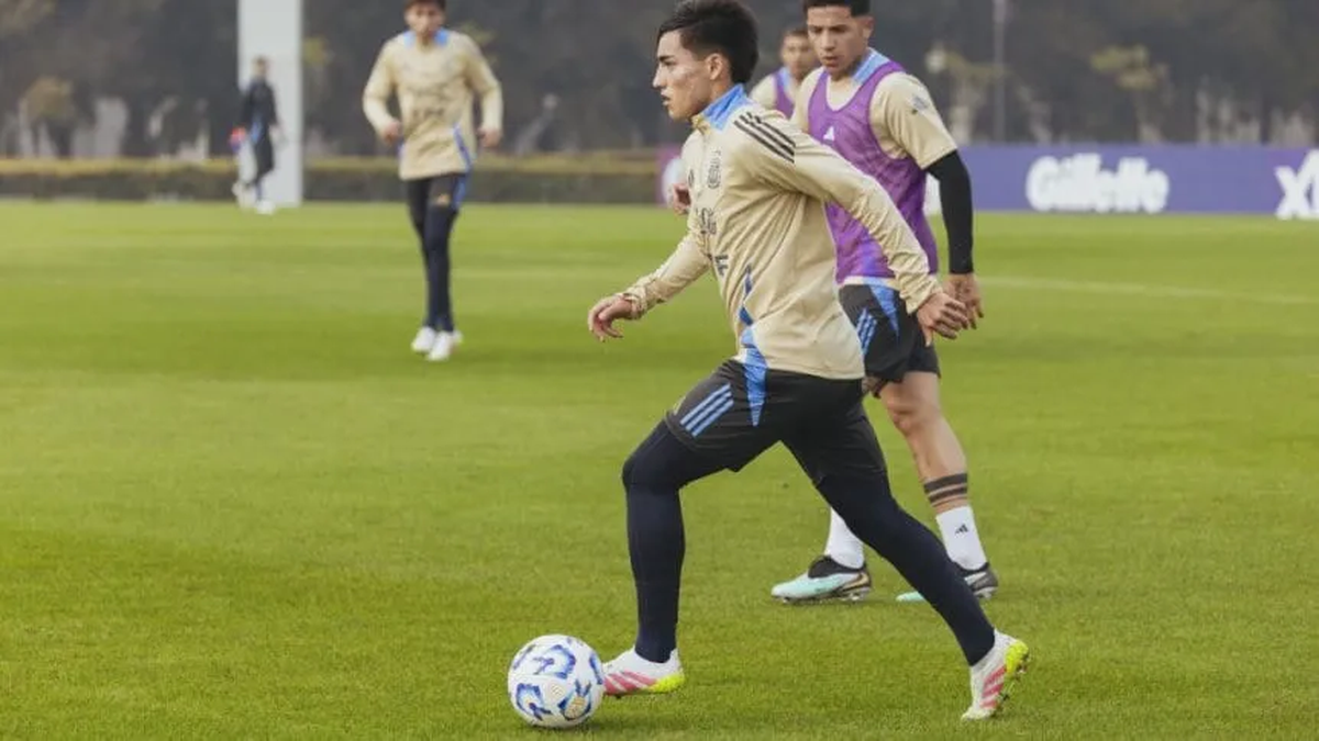 Ian Subiabre, uno de los jugadores de la Sub-20 que se sumaron al entrenamiento de la Selecci&oacute;n Argentina (AFA).