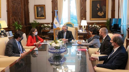 El Gobierno lanzó el Programa Registradas para blanquear, subsidiar y bancarizar al servicio doméstico