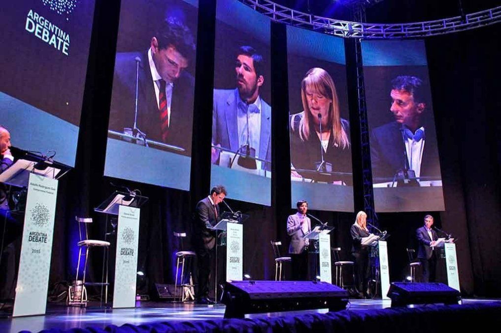 Firman el reglamento del debate presidencial y sorterán la ubicación en los atriles y orden de exposiciones