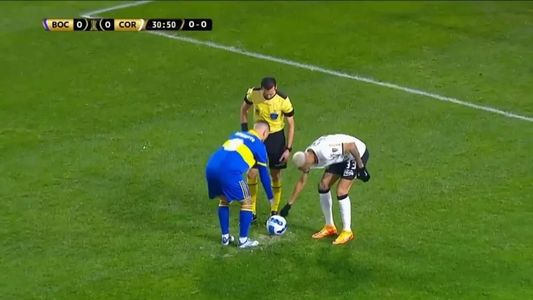 La estrategia de Corinthians para mufar el penal de Darío Benedetto