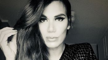 El recuerdo de Flor de la V sobre su casamiento: Una travestí de zona sur se puso un hermoso vestido blanco