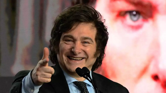 Javier Milei anticipa una reducción de la devaluación al 1% si la inflación continúa a la baja