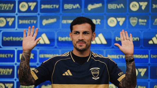 Leandro Paredes fue presentado como refuerzo de Boca ante una Bombonera repleta