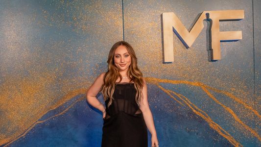 Yas Gagliardi: talento en ascenso en la actuación y la música