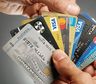 ¿Se puede dar de baja una tarjeta de crédito con deuda?