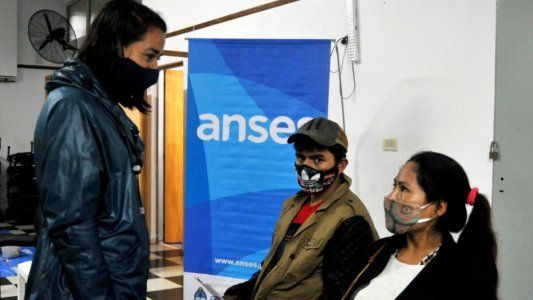 Jubilaciones, Pensiones, AUH, AUE: Quiénes cobran hoy 14 de mayo 2021