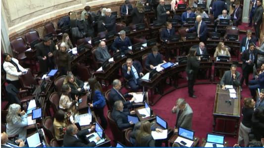 El Senado debate dos proyectos claves para Milei: la Boleta Única de Papel y el financiamiento universitario