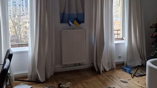 Así quedó la embajada argentina en Ucrania tras los bombardeos rusos: las fotos de los destrozos