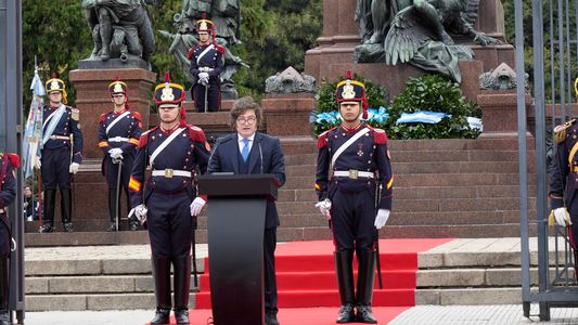 Milei encabezó el acto en homenaje a San Martín: Los enemigos de la libertad no descansan