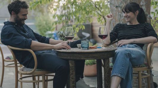 Netflix: el triángulo amoroso que es tendencia en la plataforma y todos deberían ver