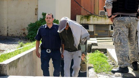 Un juez excarceló a los hombres acusados de violar a una chica de 14 años en un camping en Miramar