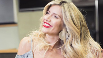 Laurita Fernández, ¡colita de durazno!