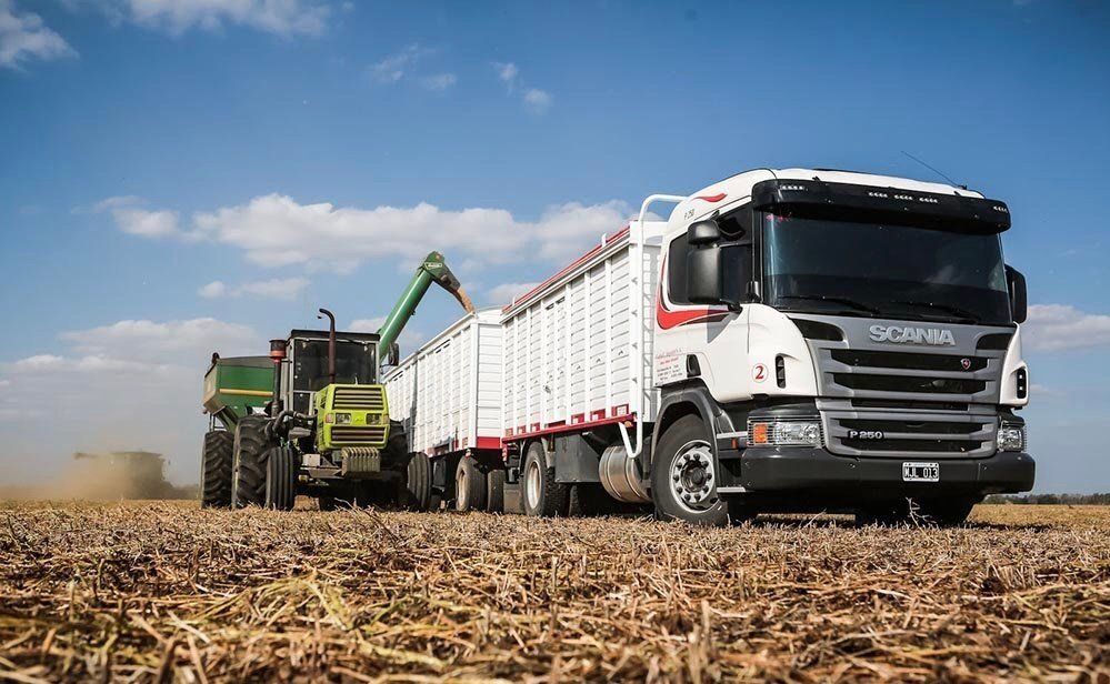 La cadena agroindustrial advierte sobre restricciones a la circulación de camiones y fletes agrícolas